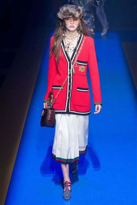 sfilata di gucci primavera estate 2018|Gucci: la sfilata dedicata alla Primavera.